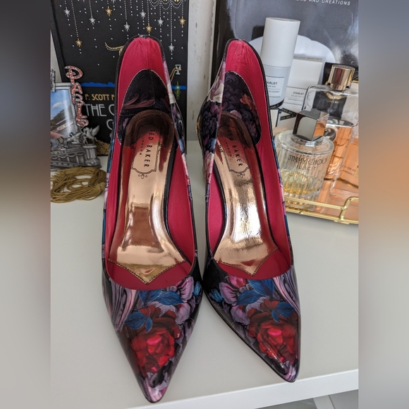 Ted Baker floral heels - Picture 2 of 4